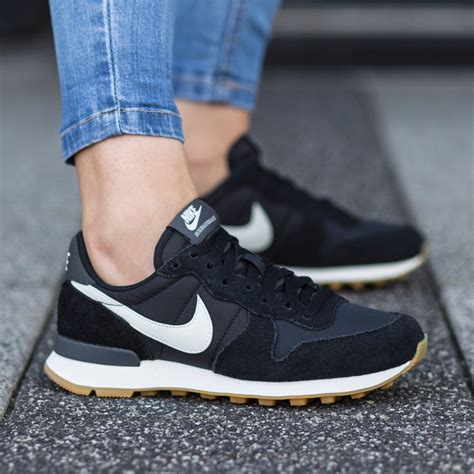 nike internationalist damenschuh sohle schwarz|Damen Internationalist Schuhe (1) .